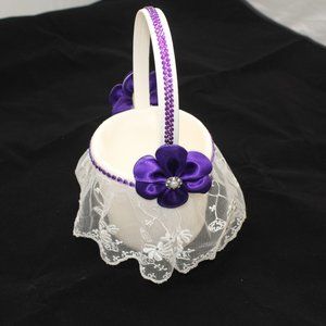 Adorable Flower girl basket